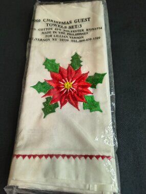 Vintage Set of 3 Lillian Vernon Holiday Towels